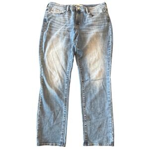 Signature by Levi Strauss Mid Rise Straight Jeans Womens 16M Medium Wash Stretch